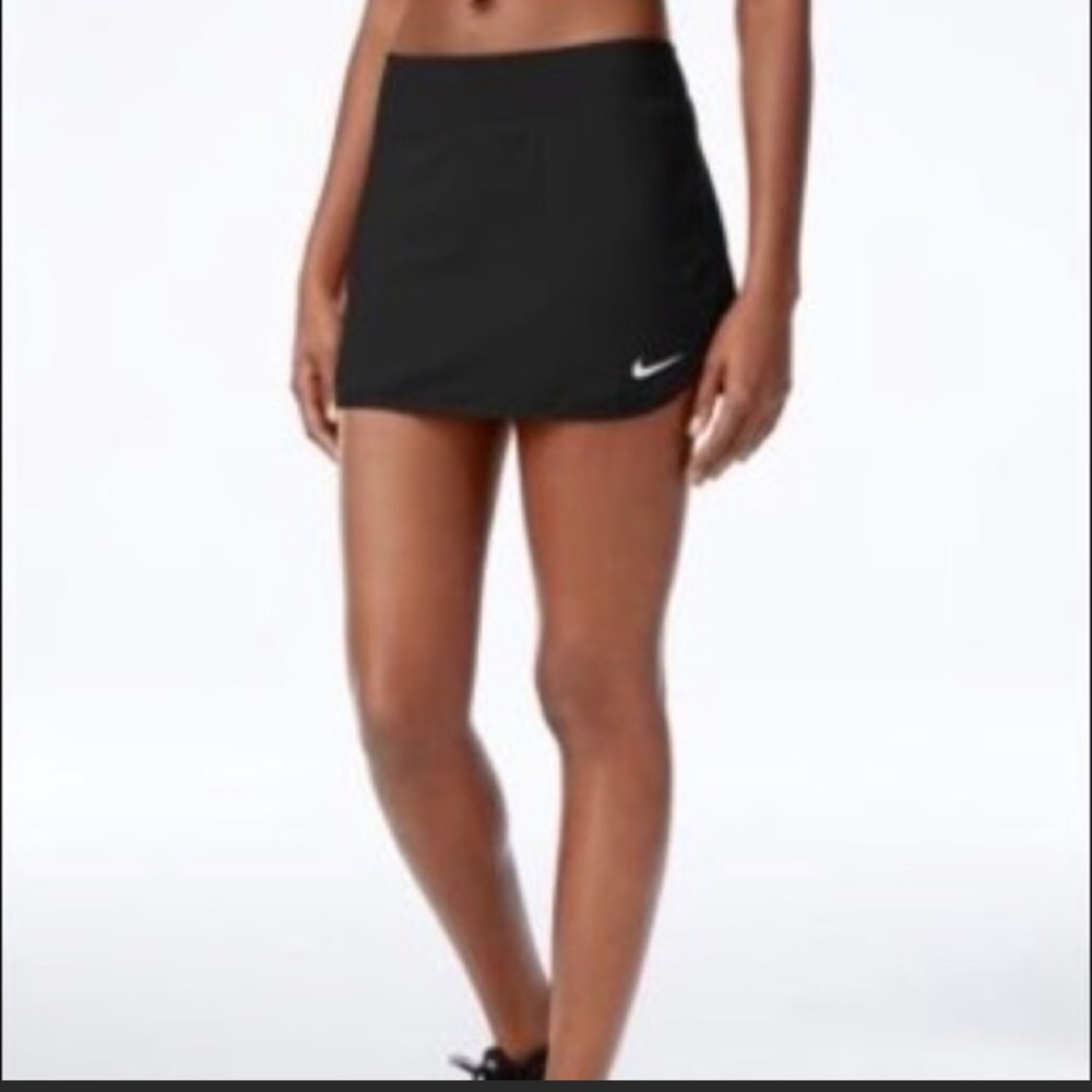 NIKE TENNIS / GOLF SKIRT (with spandex under)